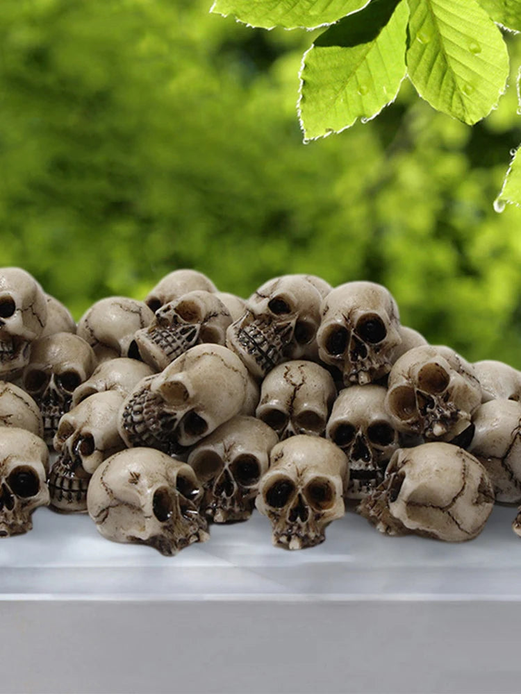Alloet Gothic Skull Sculptures 20Pcs Halloween Garden Decor Figurines