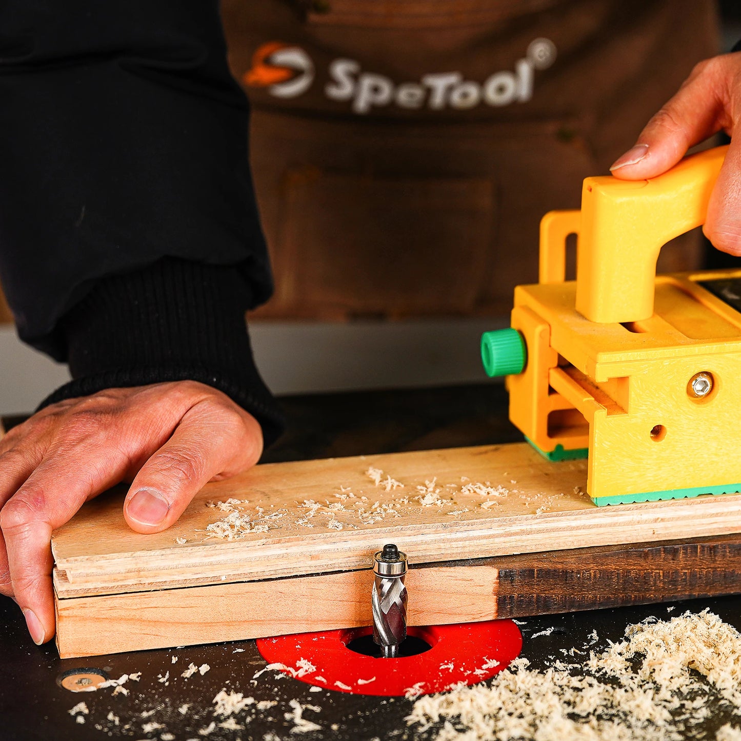 SpeTool Bearing Compression Spiral Flush Trim Router Bit