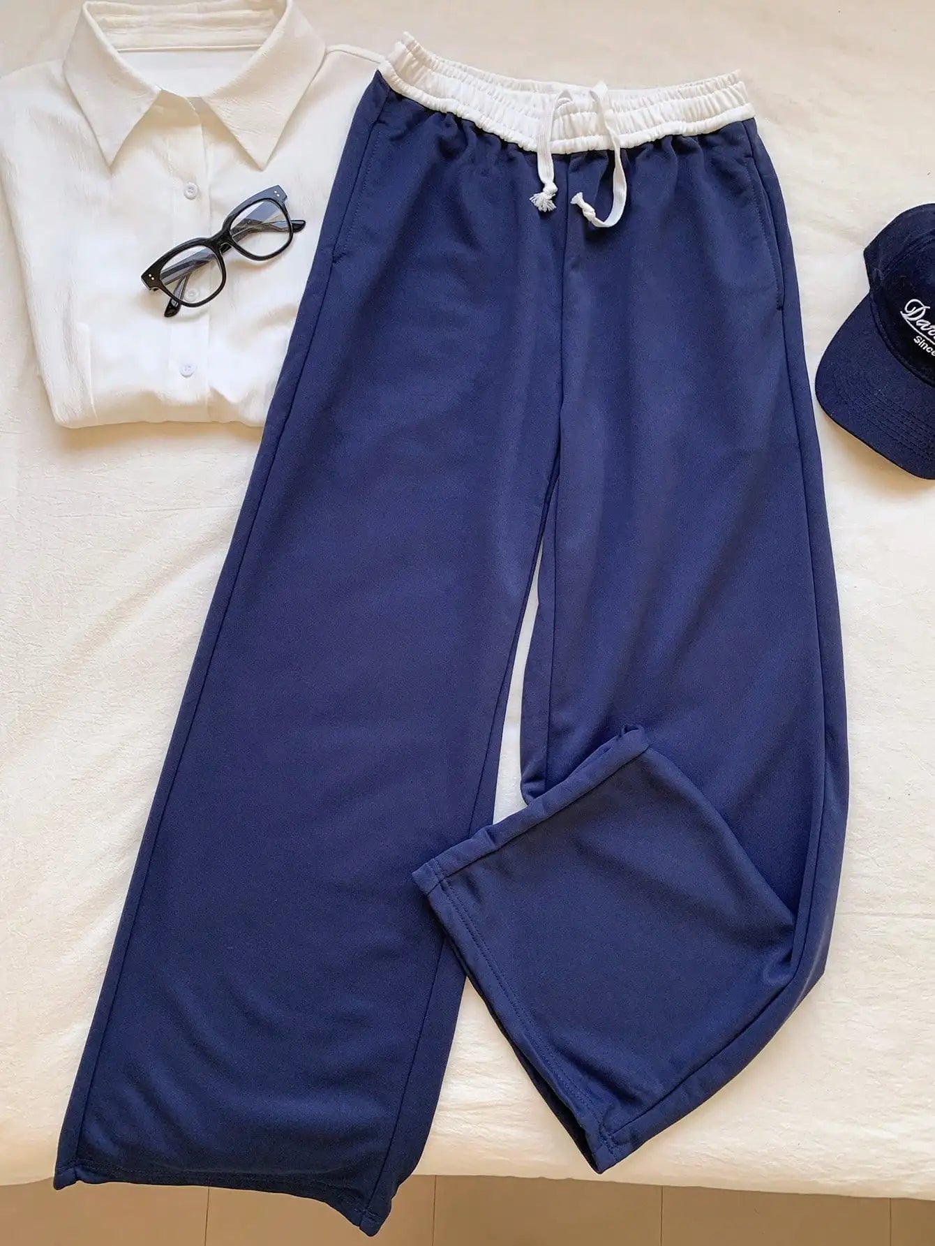Navy Blue High-Waisted Loose Fit Sweatpants with Contrast Waistband