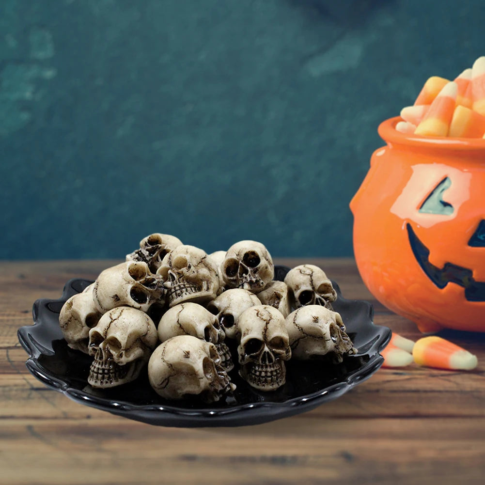 Alloet Gothic Skull Sculptures 20Pcs Halloween Garden Decor Figurines