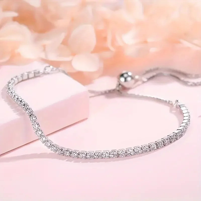 Elegant Unisex Moissanite Tennis Bracelet 18K White Gold Plating